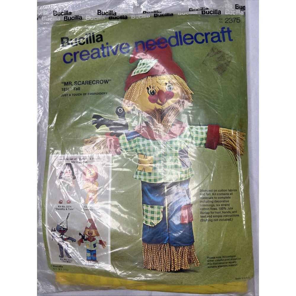 Mr. Scarecrow Stuffed Doll Vintage Creative Needlecraft‎ Kit Bucilla 2375 NIB